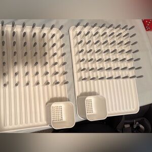 Oxo White and Gray Drying Rack Set